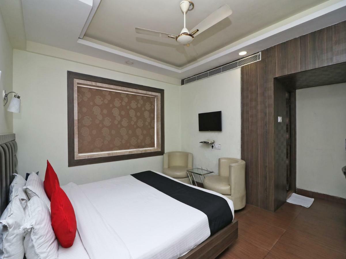 Hotel Emerald Kolkata Luaran gambar