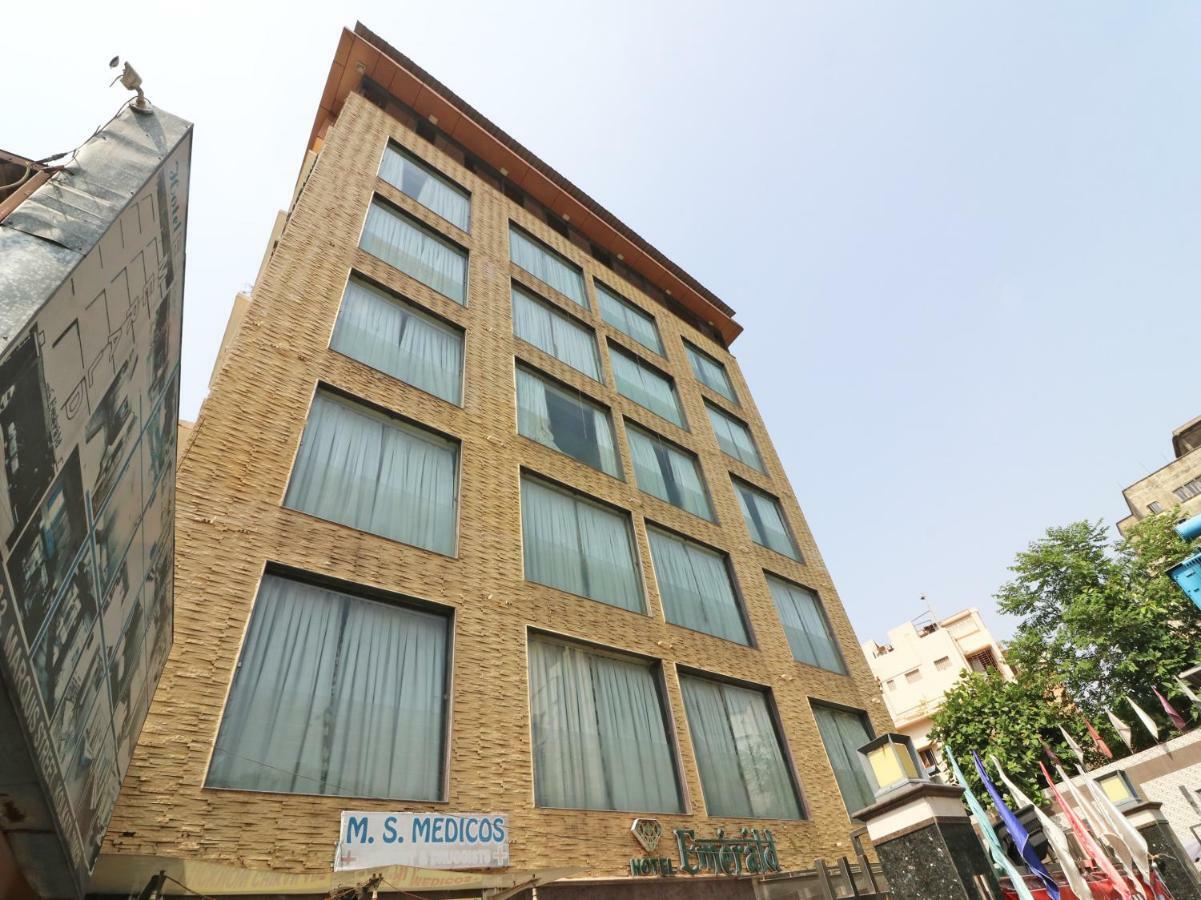 Hotel Emerald Kolkata Luaran gambar