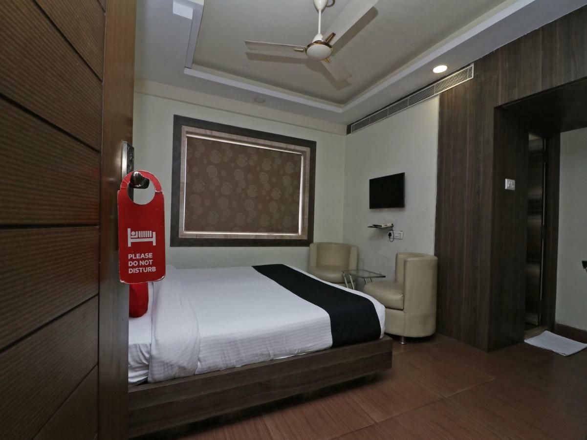 Hotel Emerald Kolkata Luaran gambar